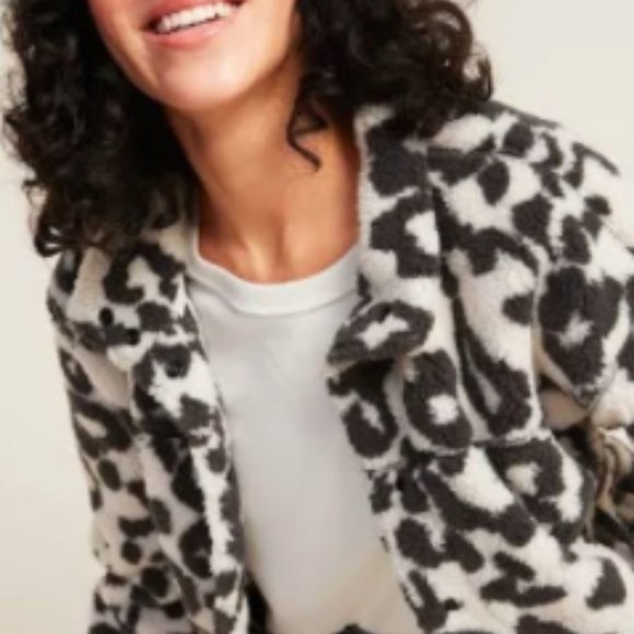 NWT Cozy Sherpa Snap-Front Flurry Crop Jacket - Picture 3 of 4